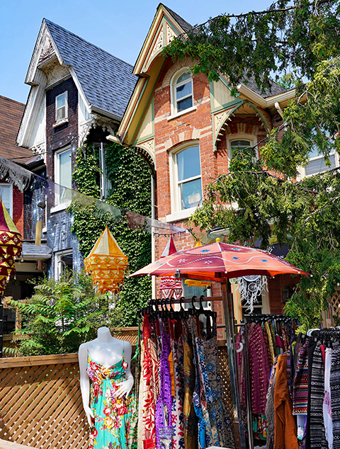 Toronto lifeToronto life 1