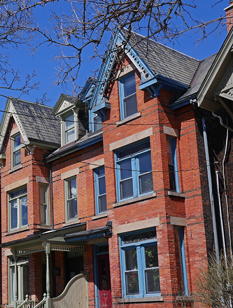 Toronto lifeToronto life